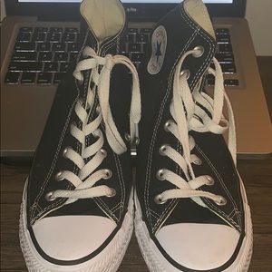 Like new size 8 women high top converse